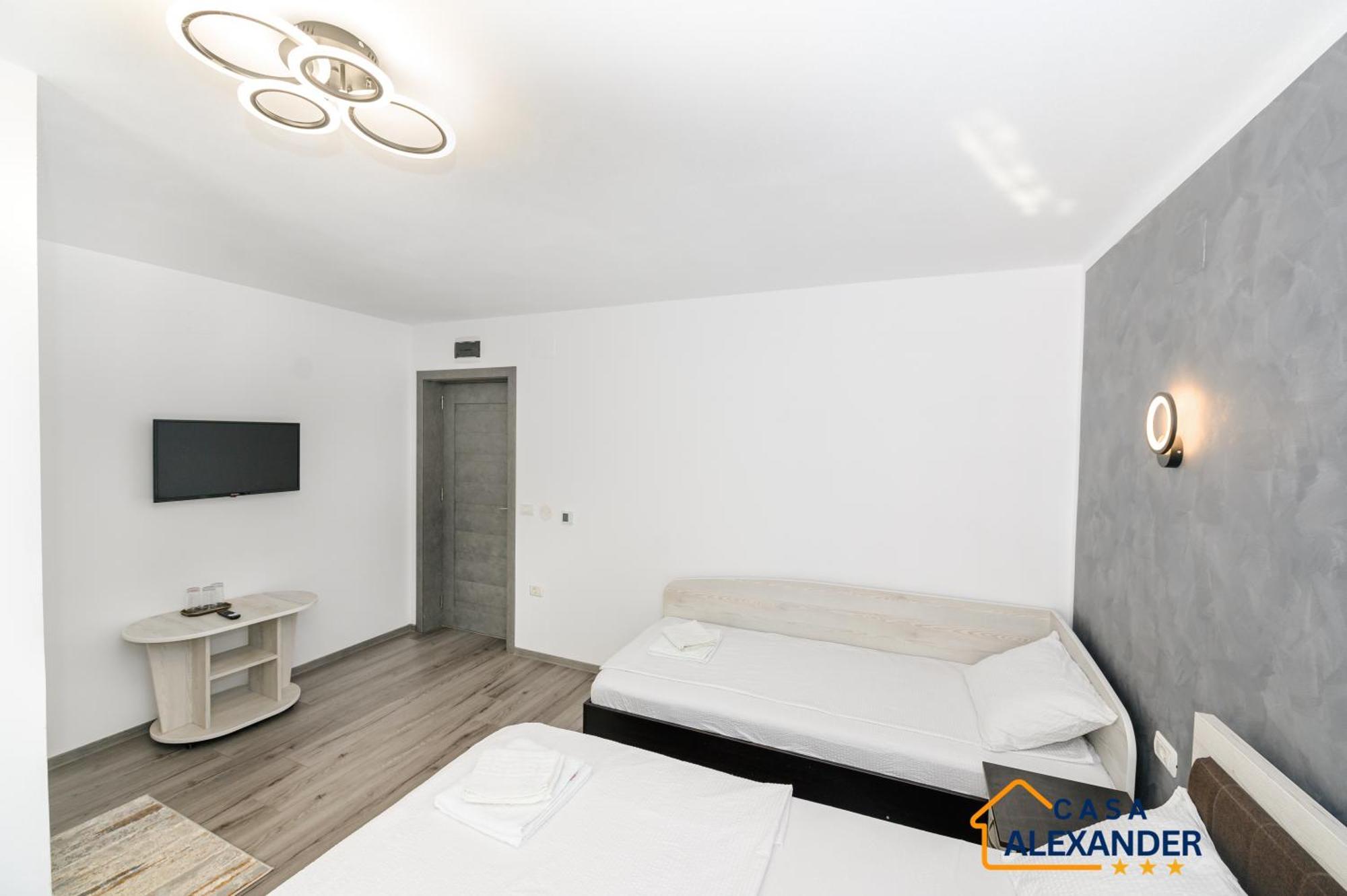 Casa Alexander Hotel Călimăneşti Екстериор снимка